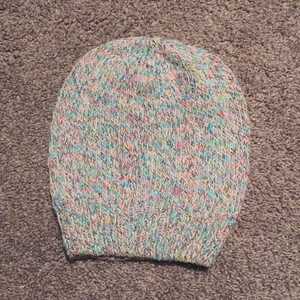 American Eagle beanie